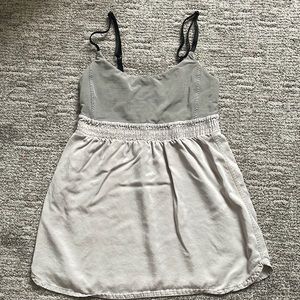 Lululemon size 4, tank top